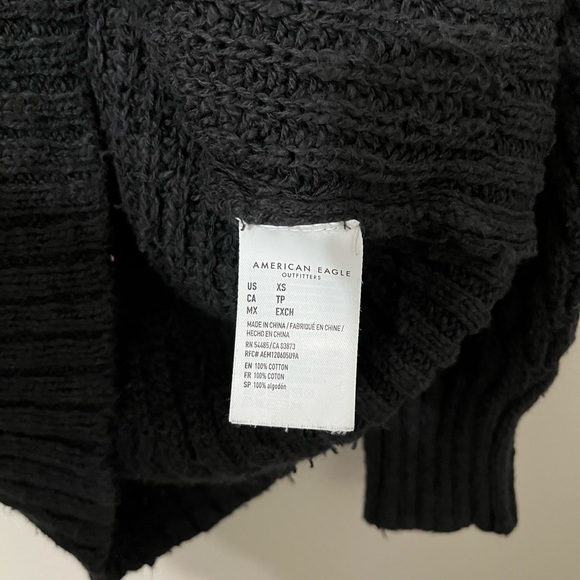 American Eagle | Black V-Neck Sweater - Picture 4 of 4